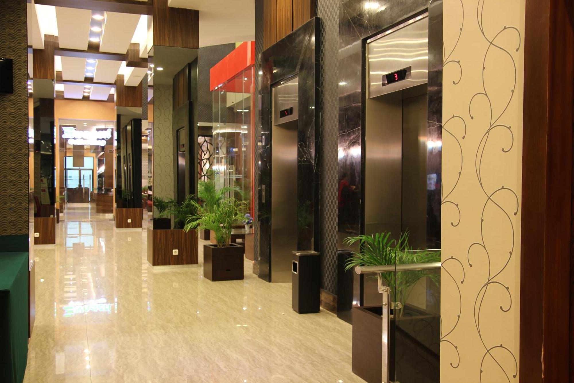 Hotel Roditha Banjarbaru Banjarmasin  Extérieur photo