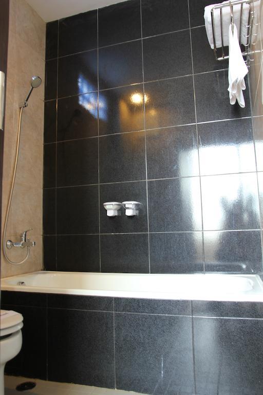 Hotel Roditha Banjarbaru Banjarmasin  Chambre photo