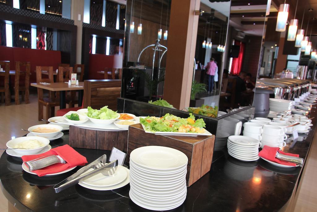 Hotel Roditha Banjarbaru Banjarmasin  Extérieur photo